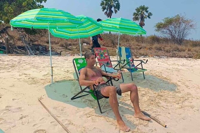 Pattaya: Private Speedboat 2-4 Islands Hopping with Lunch - Ko Phai and the daytime-only rule