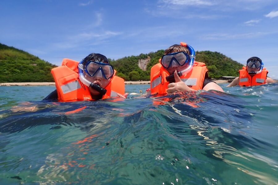 Pattaya: Private Speedboat to Coral Islands Cruise - Koh Larn, Pattaya’s main beach escape
