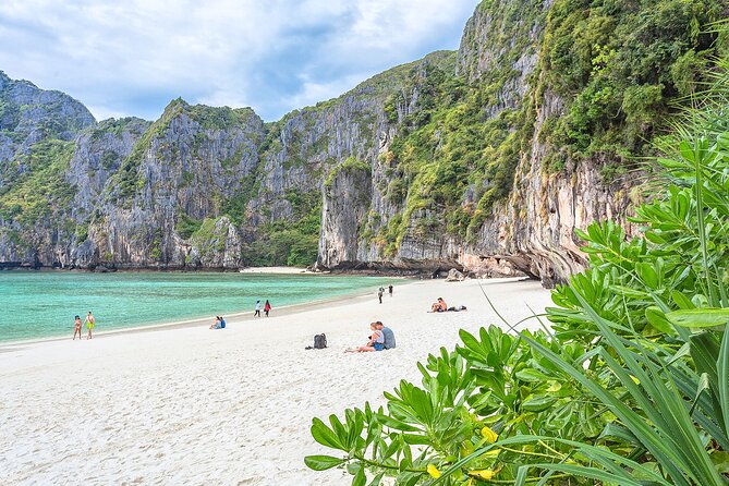 Phi Phi + 4 Islands Avoid the Crowds Tour From Krabi - Maya Bay and the famous Phi Phi scenery