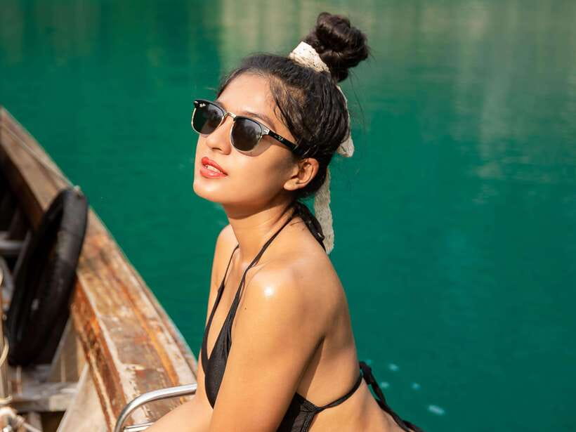 Phi Phi: 7 Island Day Tour by Longtail Boat - Loh Samah Bay and Maya Bay