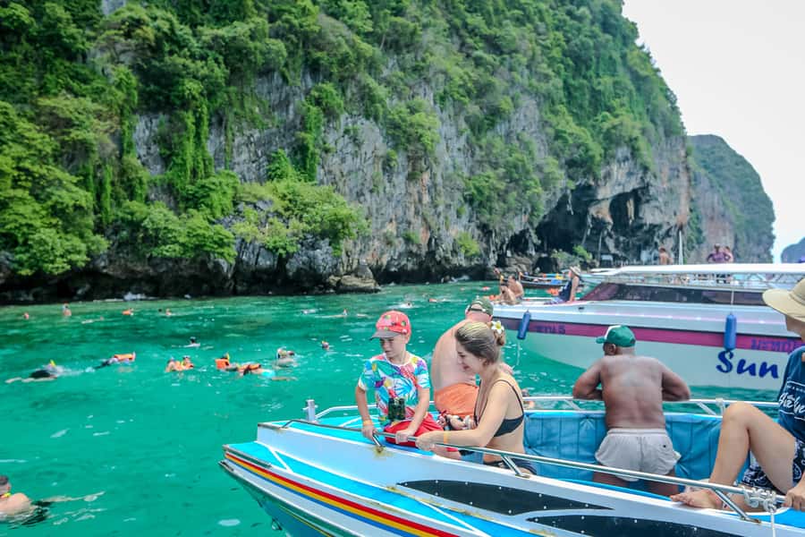 Phi Phi: 7 Islands Speed Boat Tour with Sunset and Plankton - Sunset and Plankton Finish the Day