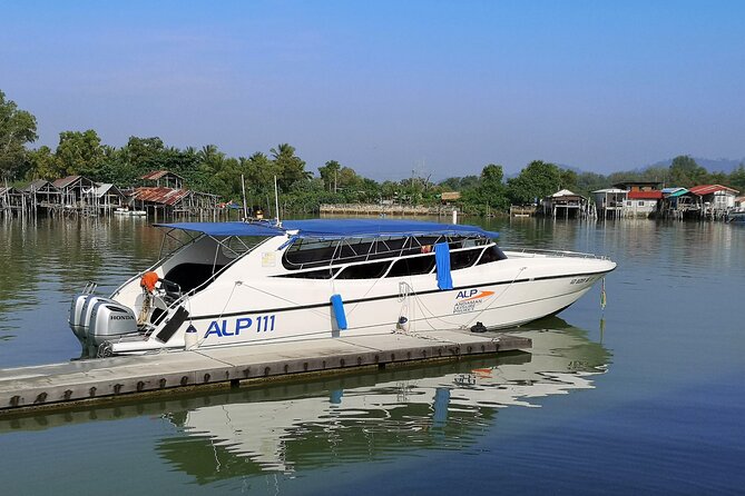 Phi Phi Island Hopping Day Trip by Speed Boat from Phuket - Maya Bay and the short look into the lagoon