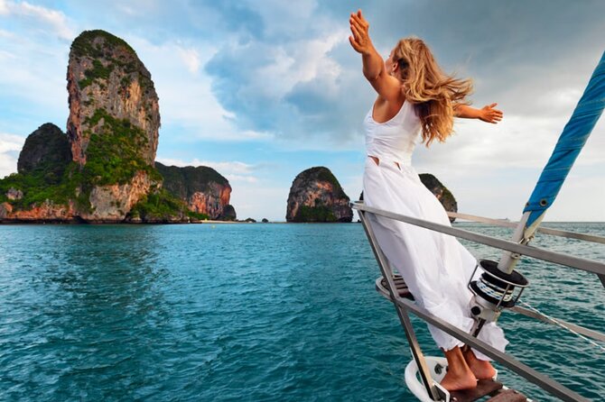 Phi Phi Islands Tour by Luxury Big Boat from Phuket - The good parts of the service