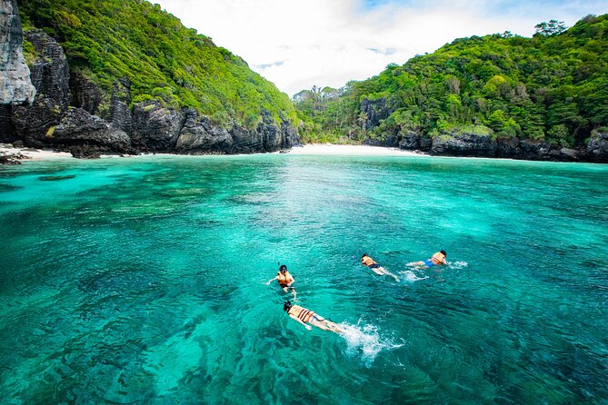 Phi Phi, Maya Bay and Khai Islands Tour By Seastar Andaman From Khao Lak - Loh Samah Bay and Pileh Bay from the boat