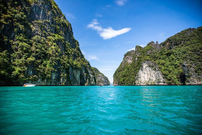 Phi Phi, Maya Bay and Khai Islands Tour By Seastar Andaman From Khao Lak - Phi Phi Don lunch and time in the water