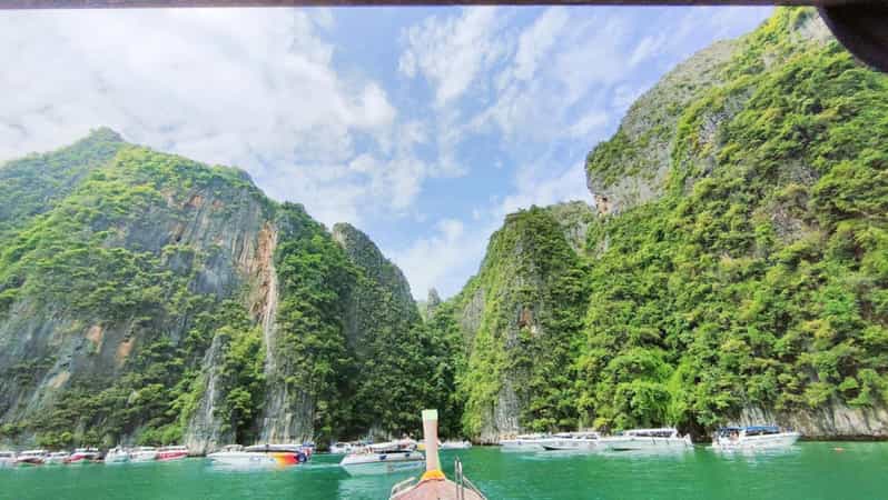 Phi Phi: One Day trip by Long Tail Boat (7 island) - Monkey Beach starts the day with a short wildlife stop