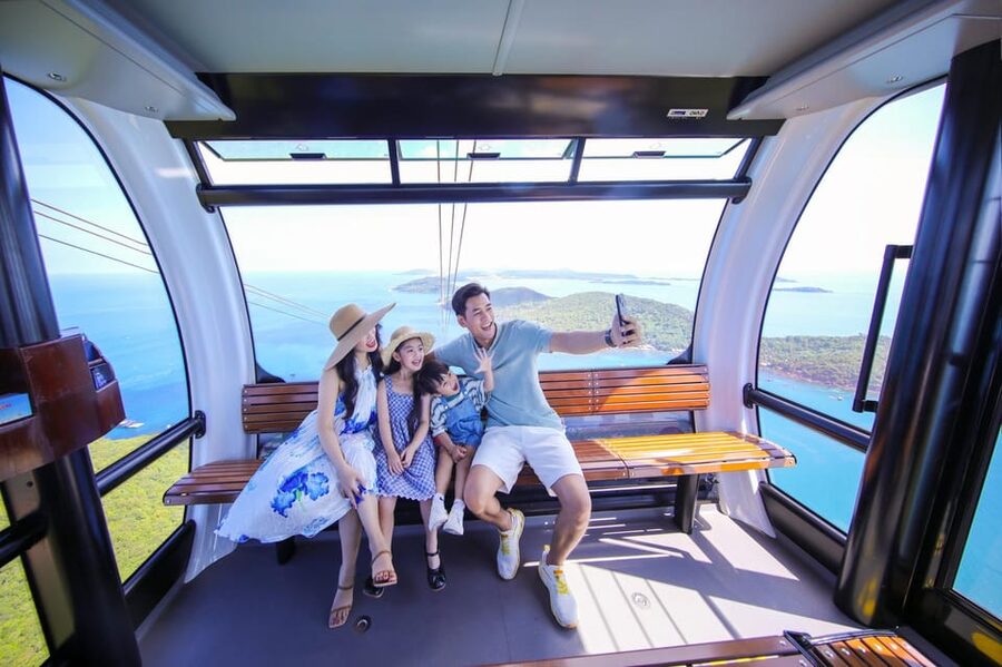 Phu Quoc: 3 Island Boat Trip, Cable Car, Water Park| Vietnam - Morning pickup from Duong Dong to the harbor