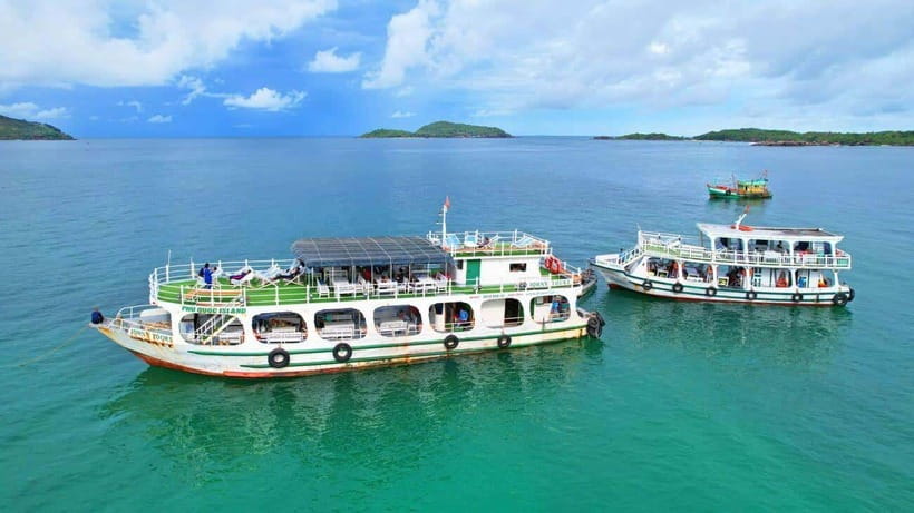 Phu Quoc: 3 Islands Trip Snorkeling by Speed Boat - Gam Ghi Island and the coral reef sites