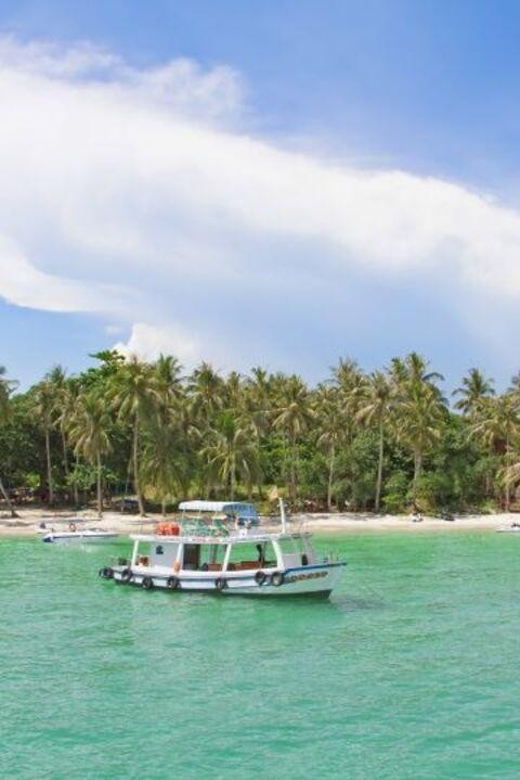 Phu Quoc: 4 Island Hopping, Speedboat, Cable Car, Water Park - Starting in Duong Dong at 8:30