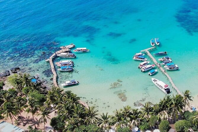 Phu Quoc 4 Islands Full Day Tour with cable car - Lunch provides a needed pause