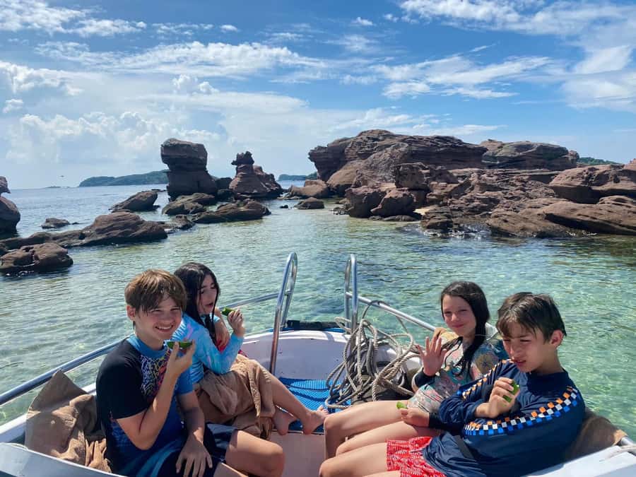 Phu Quoc Full-Day 4 Islands Snorkeling Tour With Cable Car - Four islands, one busy day on the water