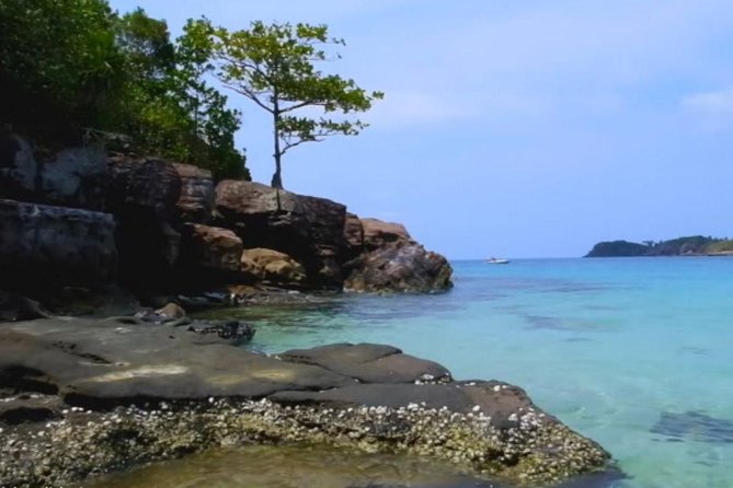 Phu Quoc full day with Cable Car and 3 islands - Morning pickup and the run to An Thoi Port
