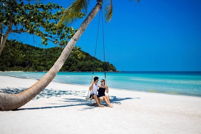 Phu Quoc: Snorkeling and Island Hopping By Speedboat with Lunch - Fingernail Island: a short, scenic island stop