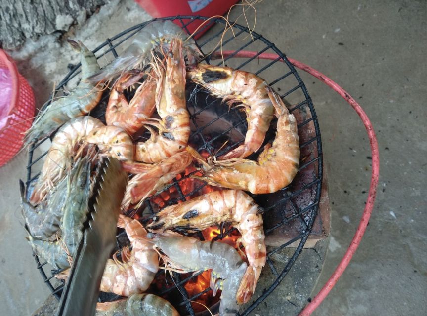 Phu Quoc: Speedboat Tour of 4 Islands with Snorkeling & BBQ - Fingernail Island is for fruit, drinks, and sun