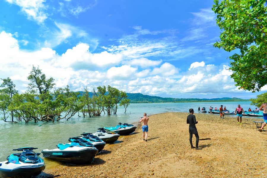 Phuket: 5 or 8-Island Jet Ski Tour with Lunch and Transfer - Riding from Phuket instead of sitting on a boat