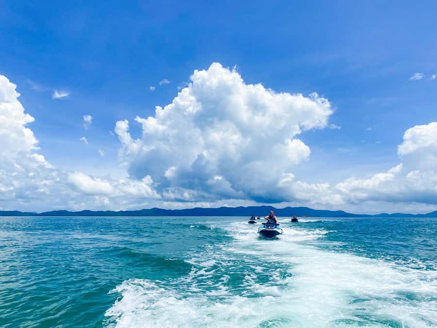 Phuket: 5 or 8-Island Jet Ski Tour with Lunch and Transfer - Lunch, water, and what to pack