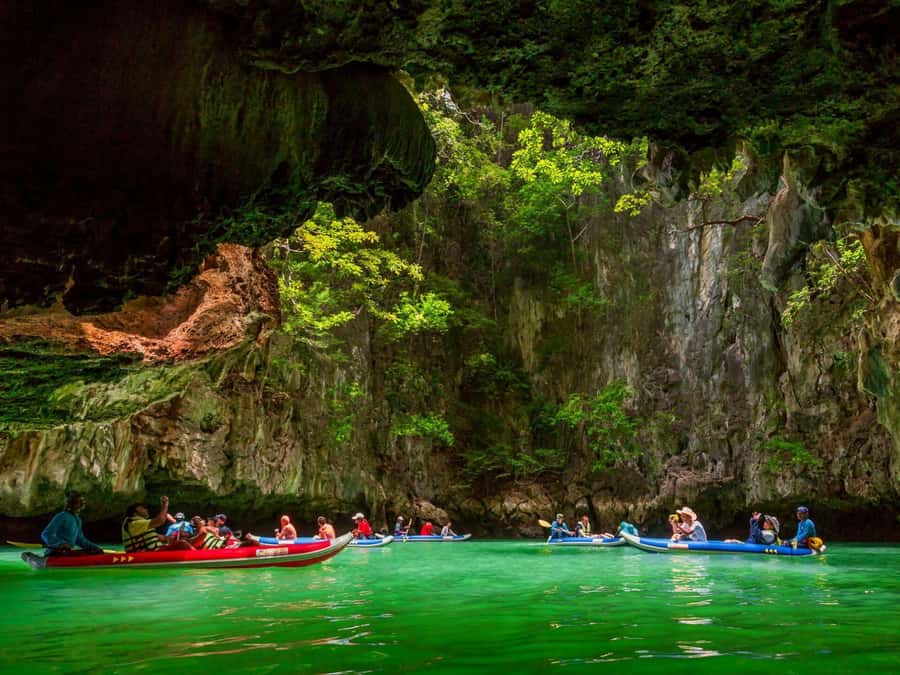 Phuket: 7 Wonders of Phang Nga Bay 6-Islands Tour - Hong Island by canoe