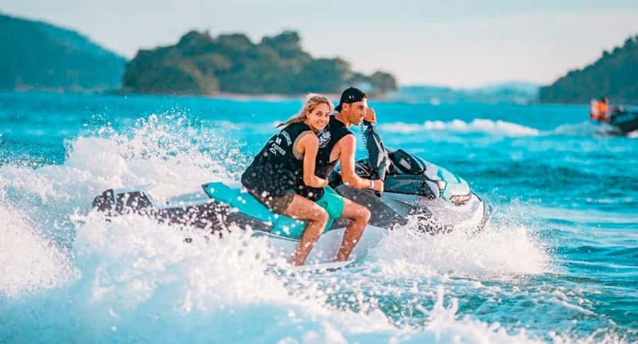 Phuket: Jet Ski Tour to 6 Islands with Lunch & Transfers - Rang Yai Island for lunch and a proper beach break