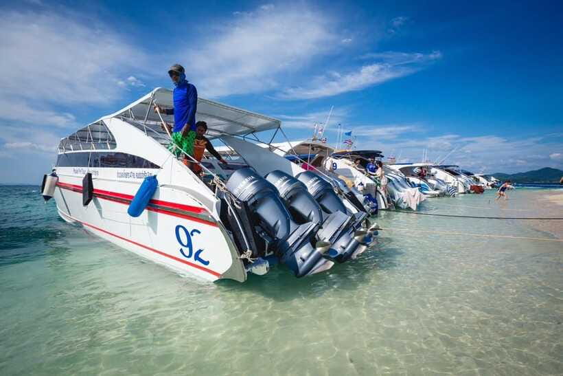 Phuket: KHAI ISLANDS TOUR with LUXURY SPEEDBOAT - Guides and the human side of the trip