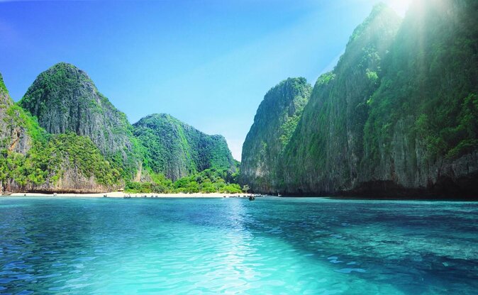 Phuket: Phi Phi and Bamboo Islands Day Trip with Buffet Lunch - Key points to know before booking