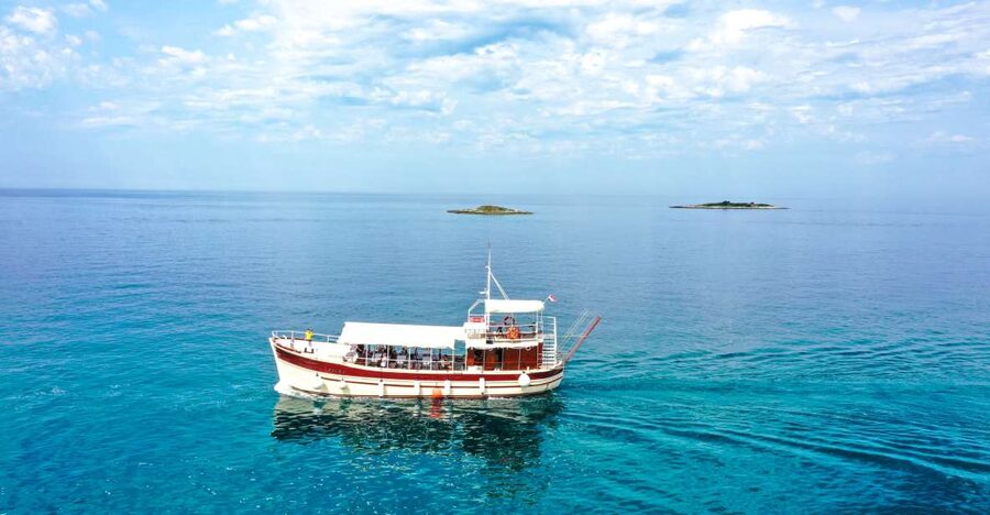 Poreč: Panoramic Morning Cruise Among 20 Islands with Drinks - What the $28 price really gives you