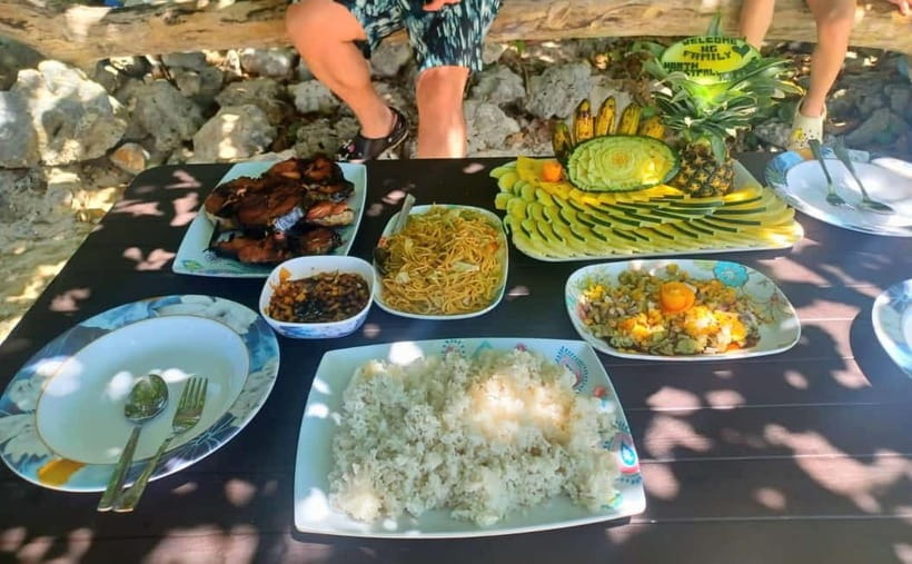 Port Barton: Island Hopping with Lunch,Hotel Transfer & Fees - Twin Peaks Reef: the first snorkeling stop