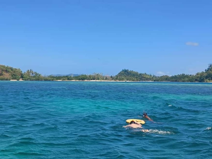 Port Barton: Island Hopping with Lunch,Hotel Transfer & Fees - Fantastic Reef turns lunch into the day’s long break