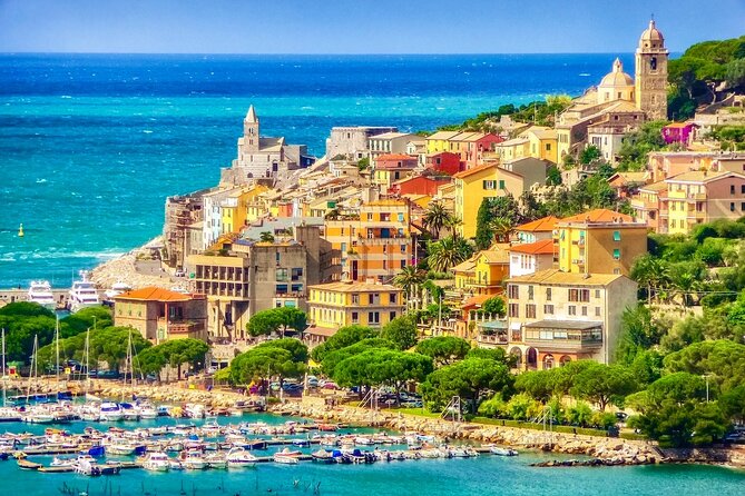 Portovenere & Three Islands Small Group Boat Tour from La Spezia - Leaving Porto Mirabello and entering the Gulf of Poets