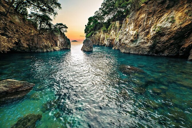 Portovenere & Three Islands Sunset Boat Tour from La Spezia - Why this sunset boat trip works so well