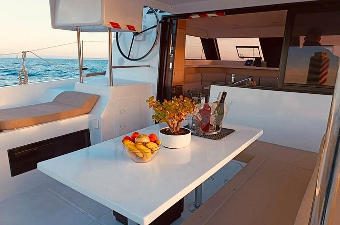 PREMIUM catamaran excursion archipelago of La Maddalena - A spacious boat with room for sun and shade