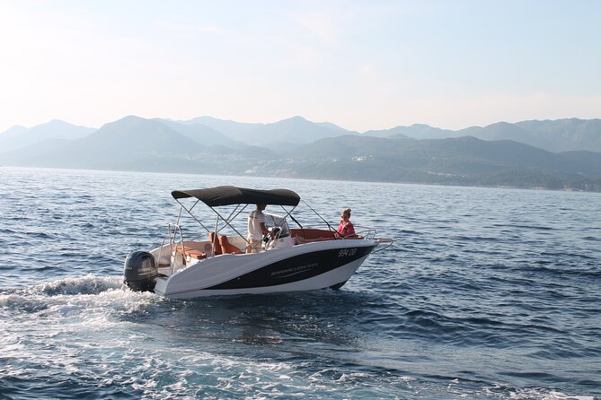 Private 4h Boat Tour Elaphite Islands with Barracuda 545 - Timing, comfort, and who should book