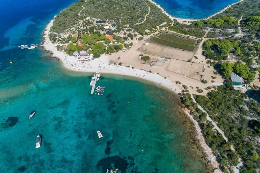 Private 5 islands Boat Tour: Blue Cave,Hvar &Pakleni islands - A fast ride to Biševo’s Blue Cave