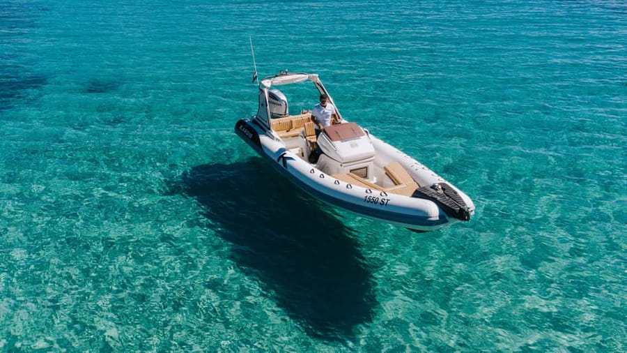 Private 5 islands Boat Tour: Blue Cave,Hvar &Pakleni islands - What private really changes