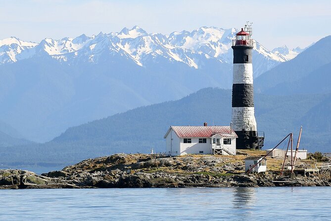 Private Boat Charter Explore Southern Gulf Islands Tour - The boat is built for changing coastal weather