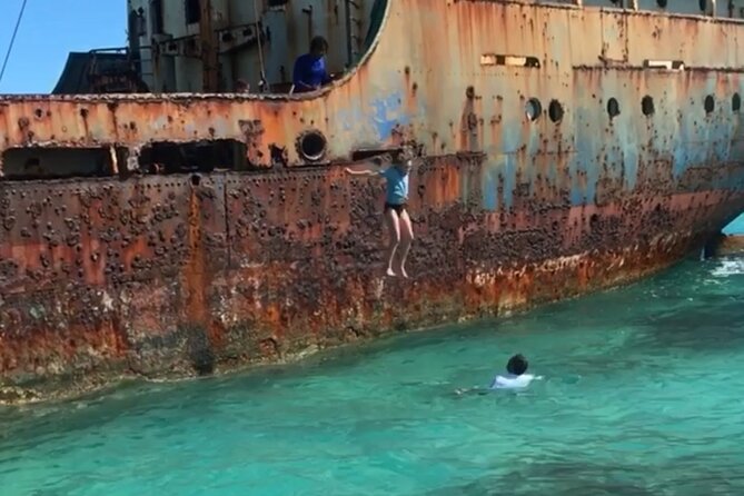 Private Boat Island Hopping & Snorkeling in Turks & Caicos 4Hrs - Pine Cay and the sandbars near Fort George