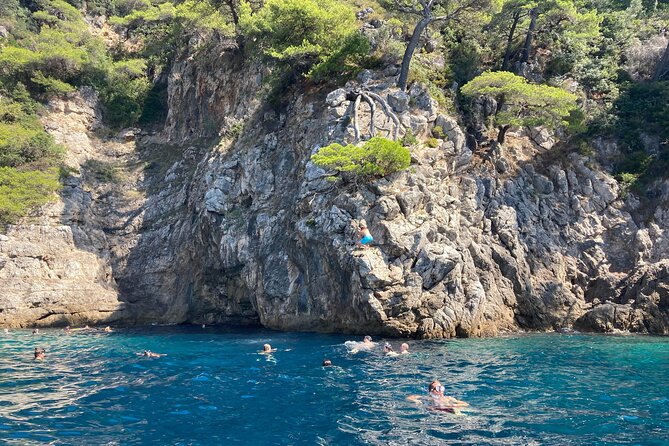 Private Boat Tour Dubrovnik and Elaphiti Islands - The Three Green Caves reward confident swimmers