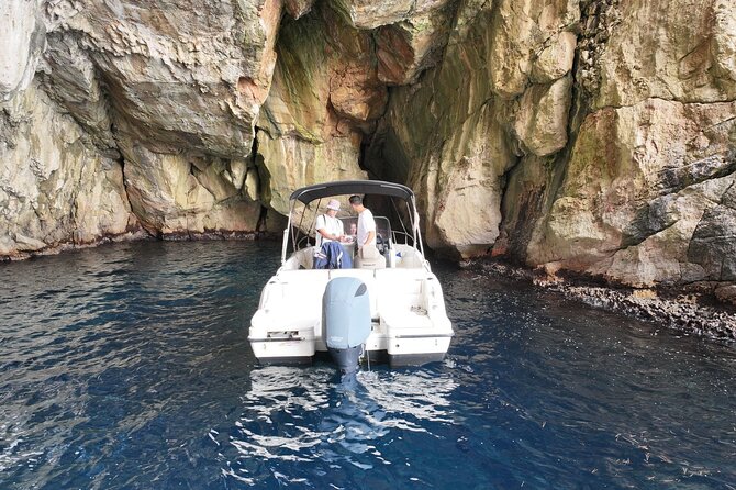Private Boat Tour Dubrovnik and Elaphiti Islands - What the skipper adds to the day
