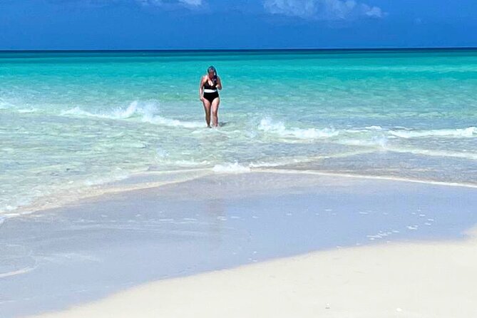 Private Boat Tour with Snorkeling, Island Hopping, and Noahs Ark - Grace Bay snorkeling and a final hour by the beach