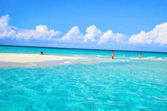Private Boat Tour with Snorkeling, Island Hopping, and Noahs Ark - Long Bay shipwreck: one hour for photos and exploring
