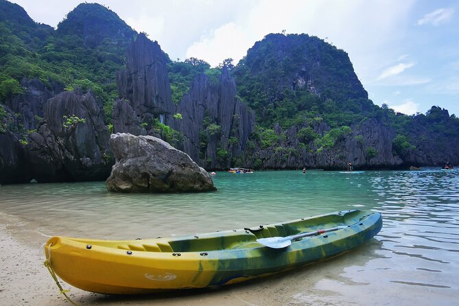 Private El Nido Tour C Island Hopping - Star Beach for a slower water stop