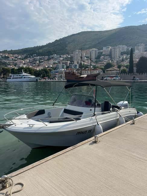 Private Elafiti Boat Tour- Visit Blue Cave and beach Sunj - Šunj Beach and a rare sandy shoreline