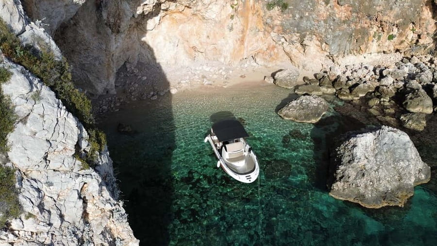 Private Elaphiti Islands Tailor-Made Boat Tour-All Inclusive - A private route through the Elaphiti Islands