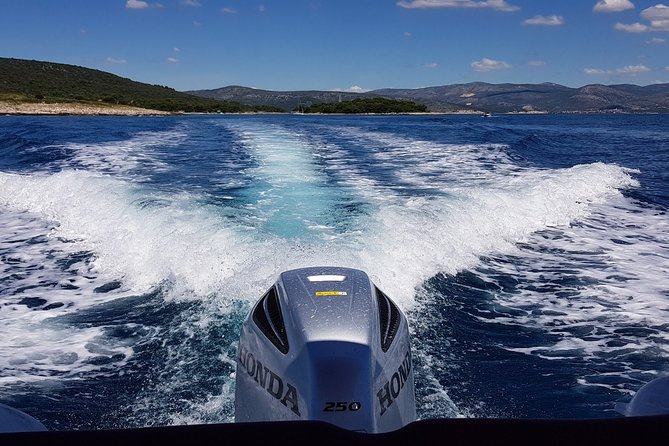 Private Half-Day Boat Tour:Blue Lagoon & 2 islands From Trogir - Equipment, comfort, and the skipper