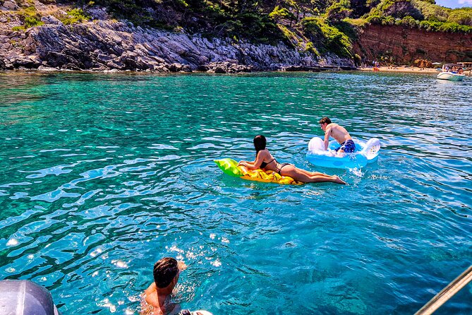 Private Half day Elafiti islands and Blue cave tour - What your skipper adds to the day