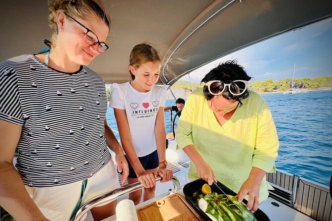 Private Inter-Island Tour from Dubrovnik to Elaphiti Islands - Who should book this boat trip?