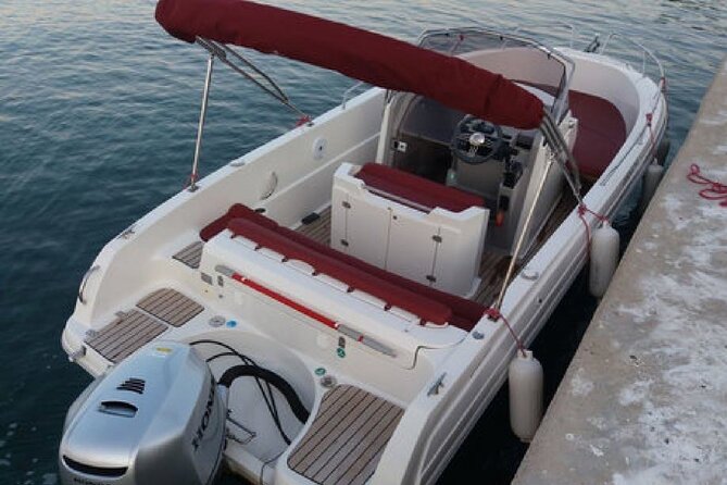 Private Speedboat Tour over Elaphiti Islands and Hidden Caves - Sipan and the village of Suđurađ