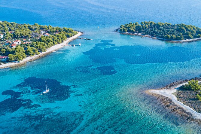 Private speedboat tour to Blue Lagoon and 3 Islands - The skipper is a major part of the value