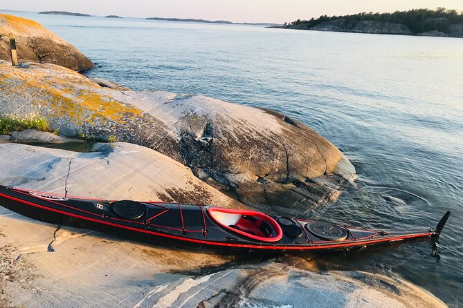 PRIVATE Sunset Kayaking in Stockholm Archipelago Nature Reserve - Leaving Stockholm for the Baltic shore