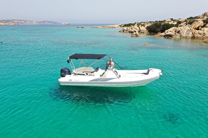 Private tour, archipelago of La Maddalena - A photo stop at Spiaggia Rosa