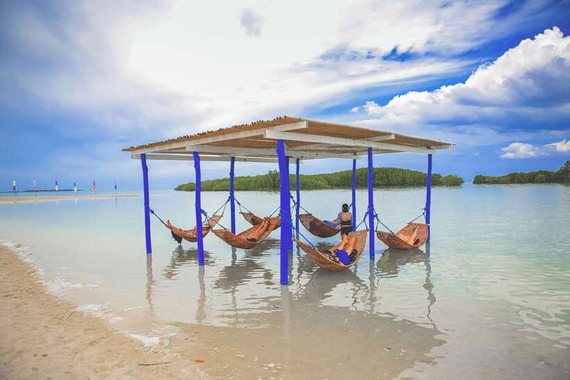 Puerto Princesa: Honda Bay Island Hopping & Optional Massage - What this Honda Bay day is really like